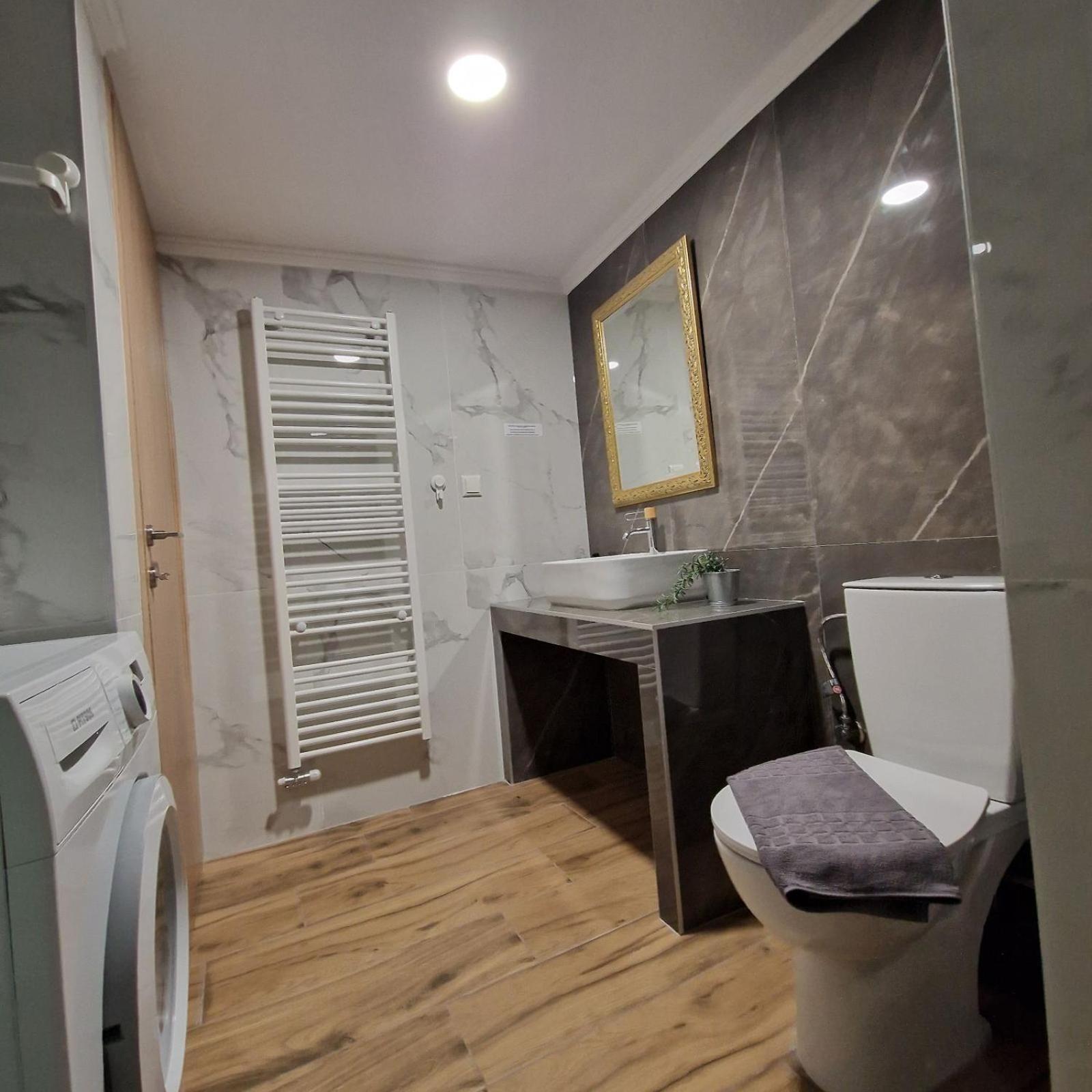 N&S Apartment B Edessa Bagian luar foto